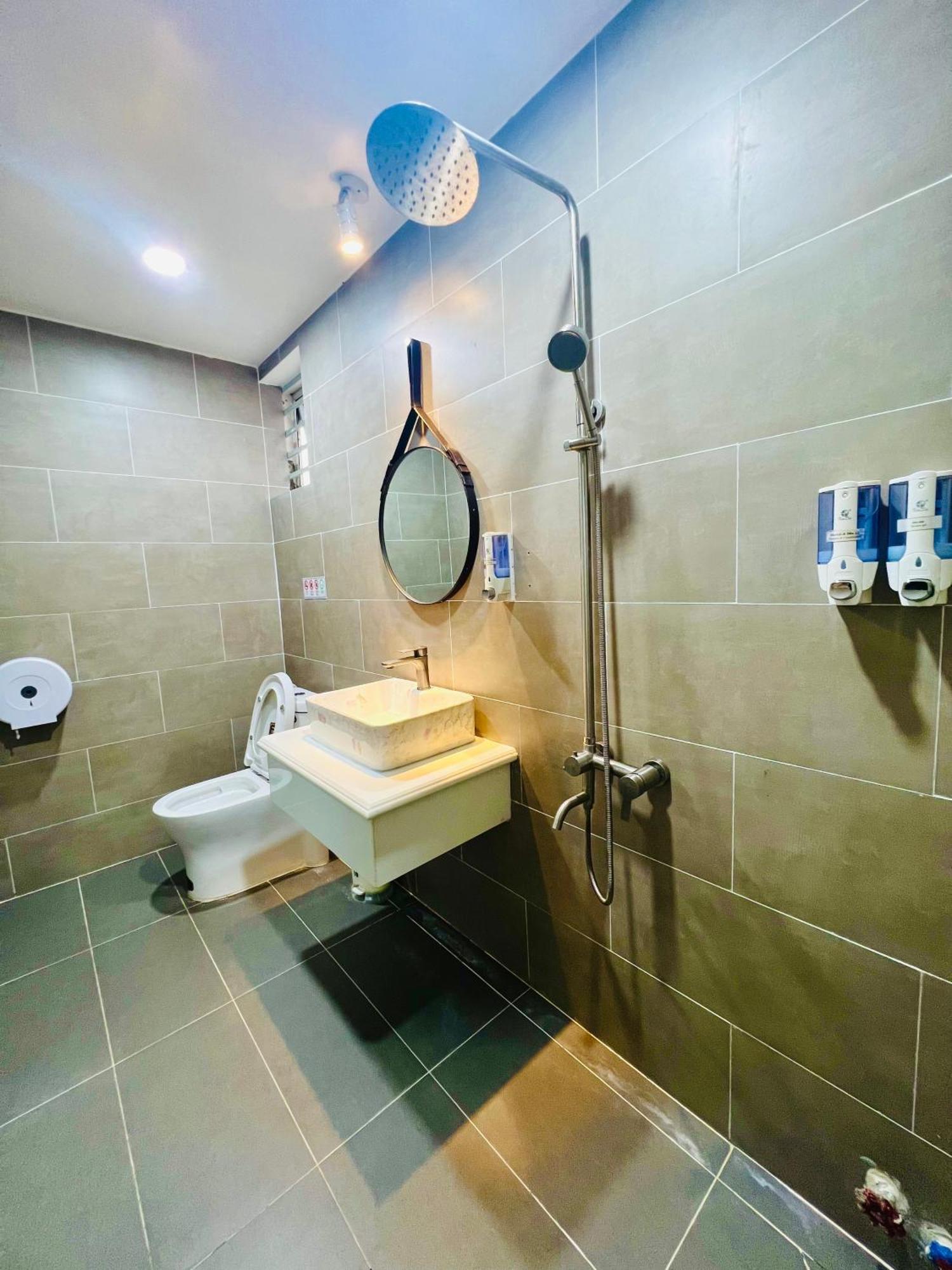 Khai Hoan Luxury Hotel Ben Cat ภายนอก รูปภาพ